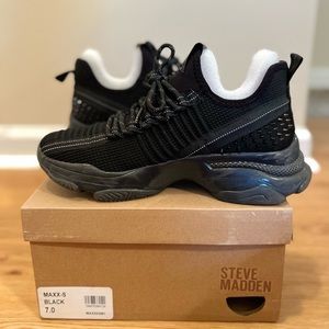 Steve Madden MAXX-S black spiked sneaker